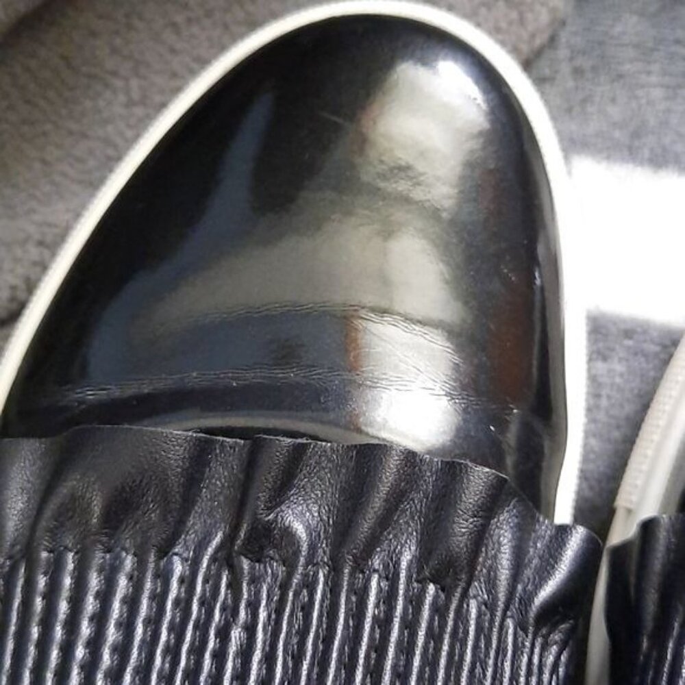 Donald Pliner Samie Black Patent Leather Loafers Size 6.5 - Picture 11 of 11